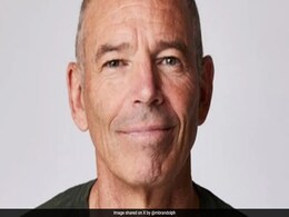 Netflix Co-Founder Shares Father's Note With "Rules For Success", Internet Says "Great Dad" Netflix Co-Founder Shares Father's Note With "Rules For Success", Internet Says "Great Dad"