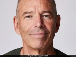 Netflix Co-Founder Explains Why "Hard Work Leading To Success Is A Myth" Netflix Co-Founder Explains Why "Hard Work Leading To Success Is A Myth"