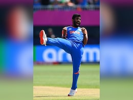 IND Vs PAK: तेंदुलकर ने कहा- भारतीय गेंदबाज हमारी आंखों के तारे, सोशल मीडिया पर पाक की भारी फजीहत IND Vs PAK: तेंदुलकर ने कहा- भारतीय गेंदबाज हमारी आंखों के तारे, सोशल मीडिया पर पाक की भारी फजीहत