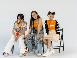Myntra पर Gini And Jony, Cutecumber समेत कई ब्रांड्स पर यंग गर्ल्स के लिए 70% की छूट के साथ धमाकेदार सेल Myntra पर Gini And Jony, Cutecumber समेत कई ब्रांड्स पर यंग गर्ल्स के लिए 70% की छूट के साथ धमाकेदार सेल