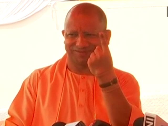 Lok Sabha Election 7th Phase Voting: UP CM Yogi Adityanath ने Gorakhpur ...