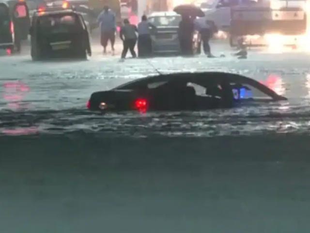 Heavy Rain In Delhi-NCR, Roads Flooded, Car Submerged Under Flyover