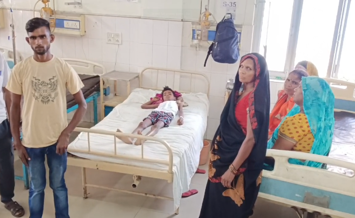 अजब मामला! 7 साल से बच्चे के गले में फंसा था एक रुपये का सिक्का, डॉक्टरों भी रह गए हैरान