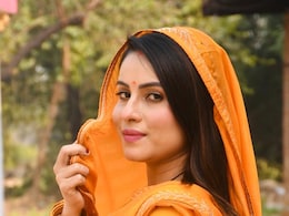 भोजपुरी फिल्म हर घर की यही कहानी ने बनाया रिकॉर्ड, संजना पांडेय और मणि भट्टाचार्य की जुगलबंदी ने मचाई धूम भोजपुरी फिल्म हर घर की यही कहानी ने बनाया रिकॉर्ड, संजना पांडेय और मणि भट्टाचार्य की जुगलबंदी ने मचाई धूम
