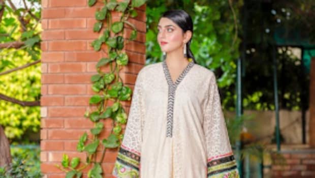 Limited-Time Deals On Women's Ethnic Wear At Myntra EORS