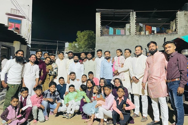 माली परिवार के सदस्य 