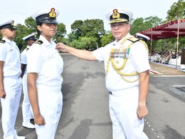 Sub-Lt Anamika Rajeev Becomes Indian Navy's 1st Woman Helicopter Pilot Sub-Lt Anamika Rajeev Becomes Indian Navy's 1st Woman Helicopter Pilot