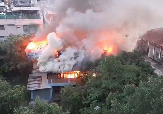 Major Fire Near Manipur Secretariat Close To Chief Minister's Bungalow