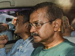 शराब ‘‘घोटाला’’: हाईकोर्ट ने CBI मामले में केजरीवाल की जमानत याचिका पर आदेश रखा सुरक्षित शराब ‘‘घोटाला’’: हाईकोर्ट ने CBI मामले में केजरीवाल की जमानत याचिका पर आदेश रखा सुरक्षित