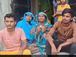 उसे टैटू से पहचाना...  कुवैत अग्निकांड में बचने वाले भारतीयों ने सुनाई दर्दनाक आपबीती उसे टैटू से पहचाना...  कुवैत अग्निकांड में बचने वाले भारतीयों ने सुनाई दर्दनाक आपबीती