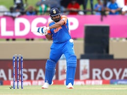 T-20 World Cup : सलग दुसऱ्या सामन्यात रोहित चमकला, अर्धशतकी खेळीसह केले अनोखे विक्रम
