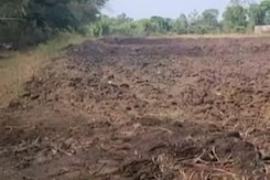 Canal Lost In Vidisha: Madhya Pradesh के विदिशा में रहस्य बनी एक नहर, ज़मीन समेत हो गई ग़ायब Canal Lost In Vidisha: Madhya Pradesh के विदिशा में रहस्य बनी एक नहर, ज़मीन समेत हो गई ग़ायब