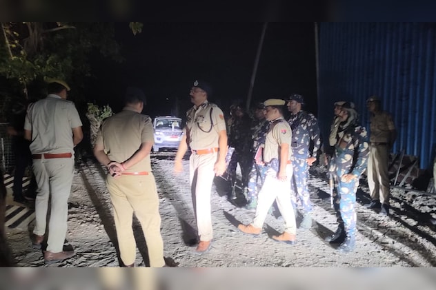 घटनास्थल पर पहुंचे जोधपुर आईजी विकास कुमार. घटनास्थल पर पहुंचे जोधपुर आईजी विकास कुमार.