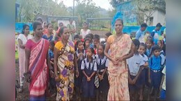 शाळेला टाळे ठोकले, पालक विद्यार्थ्यांसह पावसात उभे राहीले, 'त्या' शाळेत नेमके काय झाले?