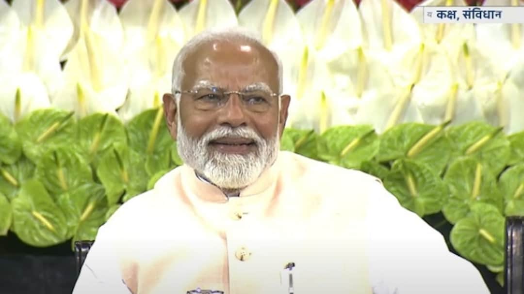 NDA के सांसदों की बैठक UPDATES : मेरा मिशन है 140 करोड़ देशवासियों के लिए खप जाना है - पीएम