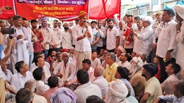 सीकर में सड़क पर उतरा विपक्ष, पानी-बिजली की मांग; सांसद अमराराम, राजकुमार रोत ने सरकार पर बोला हमला