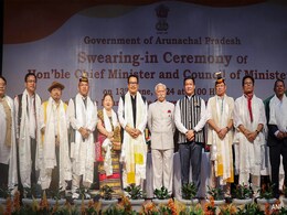 अरुणाचल : CM खांडू ने मंत्रियों को बांटे विभाग, मामा नाटुंग को गृह तो चौना मीन को वित्त की जिम्मेदारी अरुणाचल : CM खांडू ने मंत्रियों को बांटे विभाग, मामा नाटुंग को गृह तो चौना मीन को वित्त की जिम्मेदारी