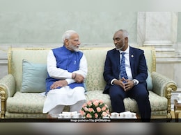 तनावपूर्ण स्थिति के बीच पीएम मोदी ने मालदीव के राष्ट्रपति को दी ईद की मुबारकबाद तनावपूर्ण स्थिति के बीच पीएम मोदी ने मालदीव के राष्ट्रपति को दी ईद की मुबारकबाद