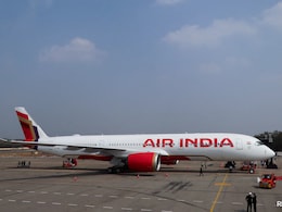 एयर इंडिया फ्लाइट के मील में निकली ब्लेड, फूड ऑथॉरिटी ने Air India की कैटरिंग फर्म को भेजा नोटिस एयर इंडिया फ्लाइट के मील में निकली ब्लेड, फूड ऑथॉरिटी ने Air India की कैटरिंग फर्म को भेजा नोटिस