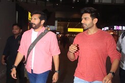 Kartik Aaryan-Kabir Khan Twinning And Winning At The Airport Kartik Aaryan-Kabir Khan Twinning And Winning At The Airport