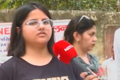 Students, Parents Stage Protest In Delhi After NEET-PG Test Postponed Students, Parents Stage Protest In Delhi After NEET-PG Test Postponed