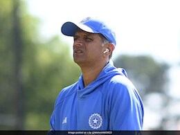 "Rahul Dravid Slept In Economy Section": Details Of Barbados-Delhi T20 WC Flight Out "Rahul Dravid Slept In Economy Section": Details Of Barbados-Delhi T20 WC Flight Out