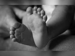 रेप पीड़िता ने बच्चे को दिया जन्म, आरोपी को अब तक गिरफ्तार नहीं कर सकी पुलिस