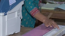 पेजर ब्लास्ट होतो मग EVM ही हॅक होऊ शकतं? निवडणूक आयुक्तांनी असं समजावलं की कायमचं लक्षात राहील