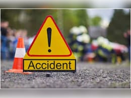 दिवसभर काम केलं अन् घरी निघाल्या, मात्र वाटेत मृत्यूनं गाठलं; सोलापुरात ट्रकच्या धडकेत 5 महिलांचा मृत्यू