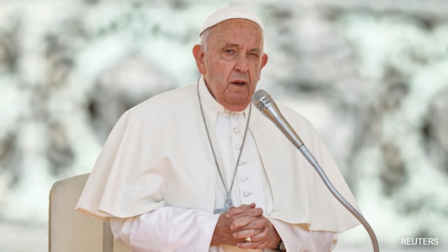 Pope Francis Battles With Respiratory Tract Infection: All About Pneumonia And Its Health Effects