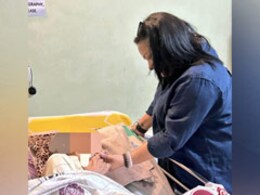 Congress Leader Requests Shah Rukh Khan To Meet His Unwell Mentor