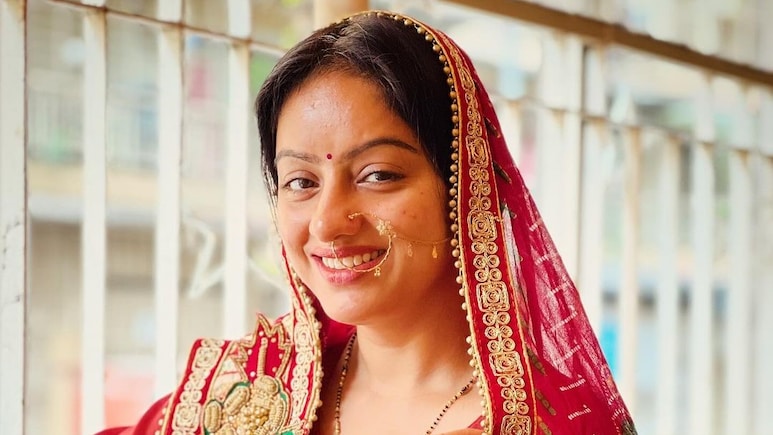 दीपिका सिंह का वो डांस वीडियो, जिसकी वजह से ट्रोल नहीं हो रही हैं तारीफें, फैंस बोले- क्या डांस किया है दीपिका सिंह का वो डांस वीडियो, जिसकी वजह से ट्रोल नहीं हो रही हैं तारीफें, फैंस बोले- क्या डांस किया है