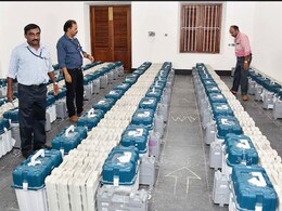 एलन मस्क यांच्याकडूनही सवाल, राहुल गांधी म्हणतात ब्लॅक बॉक्स; EVM हॅक करणं खरंच शक्य आहे का? एलन मस्क यांच्याकडूनही सवाल, राहुल गांधी म्हणतात ब्लॅक बॉक्स; EVM हॅक करणं खरंच शक्य आहे का?