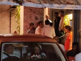 Anant Ambani At Ajay Devgan House: अनंत अंबानी अपनी शादी का कार्ड देने के लिए पहुंचे अजय देवगन के घर, वीडियो हुआ वायरल