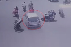 Car Crashes Into Multiple Bikes At Intersection In Maharashtra, 3 Dead Car Crashes Into Multiple Bikes At Intersection In Maharashtra, 3 Dead
