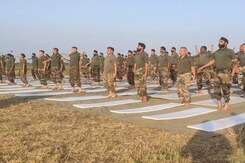Indian Army Soldiers And Dog Squad Perform Yoga At LoC Indian Army Soldiers And Dog Squad Perform Yoga At LoC
