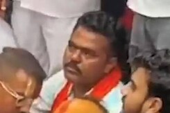 टीकमगढ़ में खदान विवाद पर संत और पूर्व विधायक में मारपीट, जानें मामला