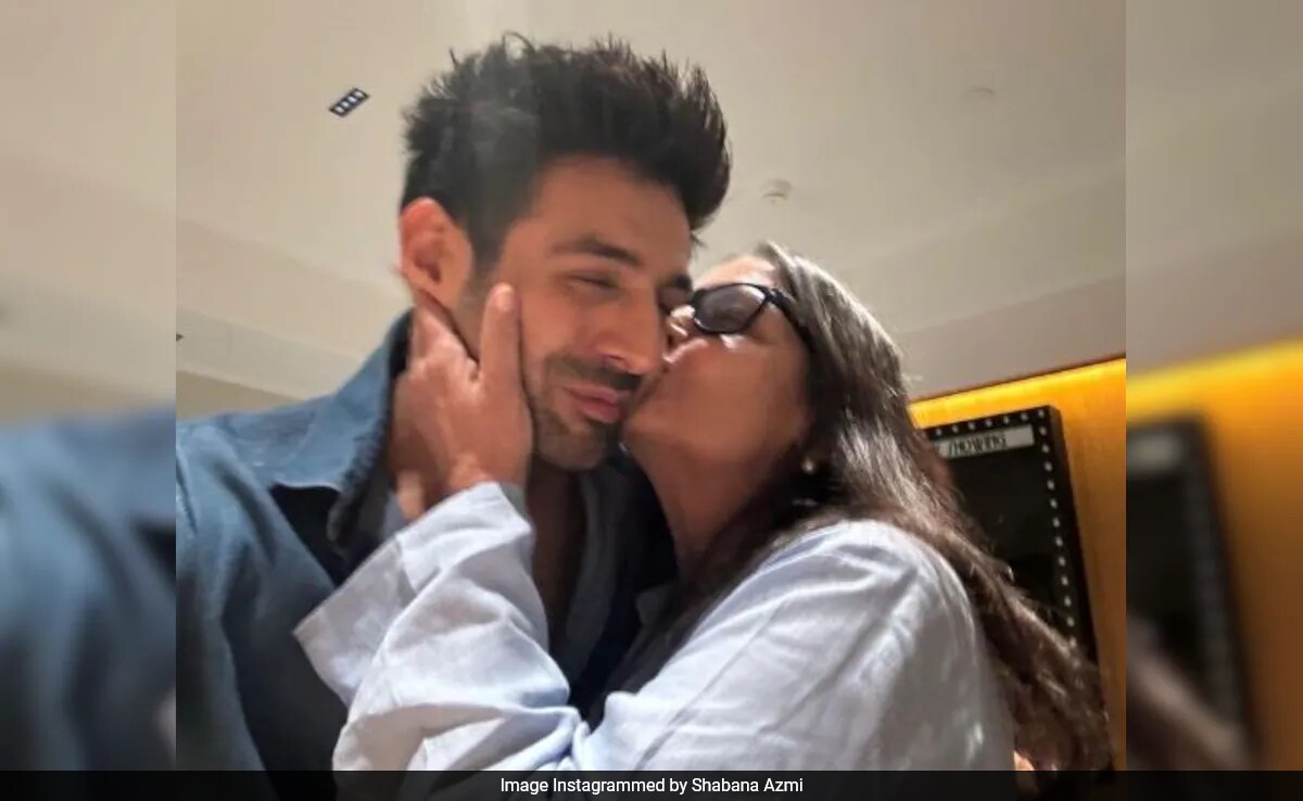 Shabana Azmi's Loud Shout Out To Kartik Aaryan's <i>Chandu Champion</i> Performance. Actor Replies