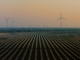 अदाणी समूह नवीकरणीय ऊर्जा क्षेत्र में 2030 तक ₹2 लाख करोड़ का निवेश करेगा