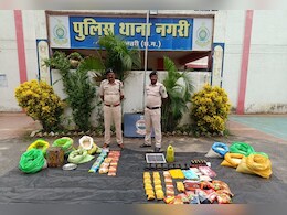 Naxalite News: नक्सलियों ने सुरंग में स्टोर कर रखा था राशन, सुरक्षा बल के जवानों ने जंगल में पहुंचकर कर दिया खेला