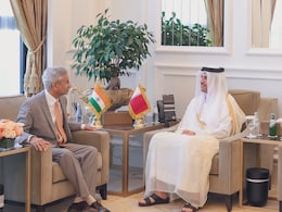 विदेश मंत्री जयशंकर ने कतर के PM से की मुलाकात, द्विपक्षीय संबंधों को और मजबूत करने पर चर्चा विदेश मंत्री जयशंकर ने कतर के PM से की मुलाकात, द्विपक्षीय संबंधों को और मजबूत करने पर चर्चा