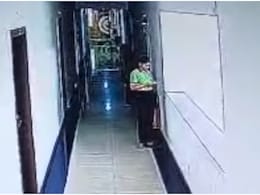 Kota Student Suicide: सुसाइड से पहले NEET छात्रा ने की थी मां से बात, मैसेज में लिखा, 'कुछ देर में...'