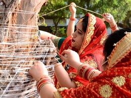 Vat Savitri Vrat: वट सावित्री व्रत आज, पूजा के लिए जरूरी सामग्री की लिस्ट पर डाल लीजिए नज़र... Vat Savitri Vrat: वट सावित्री व्रत आज, पूजा के लिए जरूरी सामग्री की लिस्ट पर डाल लीजिए नज़र...