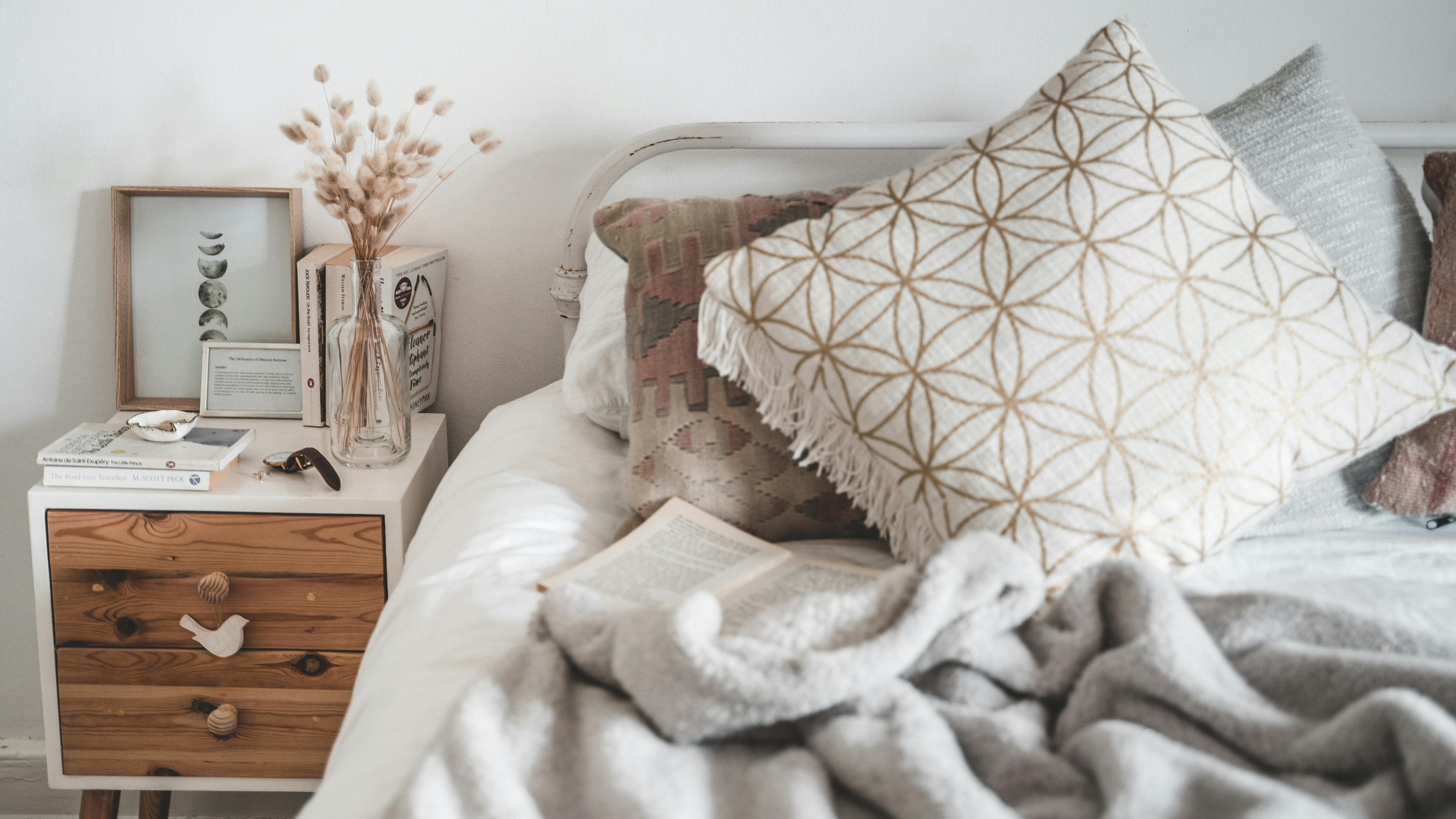 Home Decor: Framing Moments In Style