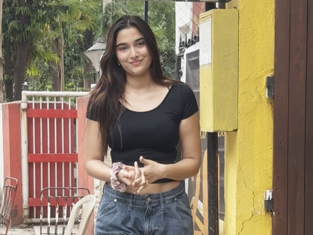 Saiee Manjrekar's Day Out In Mumbai