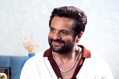 Fardeen Khan On Being Fat Shamed, Zeenat Aman's Post On His Dad And Much More Fardeen Khan On Being Fat Shamed, Zeenat Aman's Post On His Dad And Much More