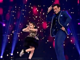 जब छोटी बच्ची के साथ स्टेज पर नाचे सलमान खान, किया कुछ ऐसा, बच्ची को छोड़ लोगों ने एक्टर के लिए बजाई ताली जब छोटी बच्ची के साथ स्टेज पर नाचे सलमान खान, किया कुछ ऐसा, बच्ची को छोड़ लोगों ने एक्टर के लिए बजाई ताली