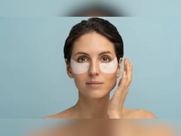 Dark Circles को करें गायब, दूध में मिलाकर लगाएं ये चीज़  Dark Circles को करें गायब, दूध में मिलाकर लगाएं ये चीज़