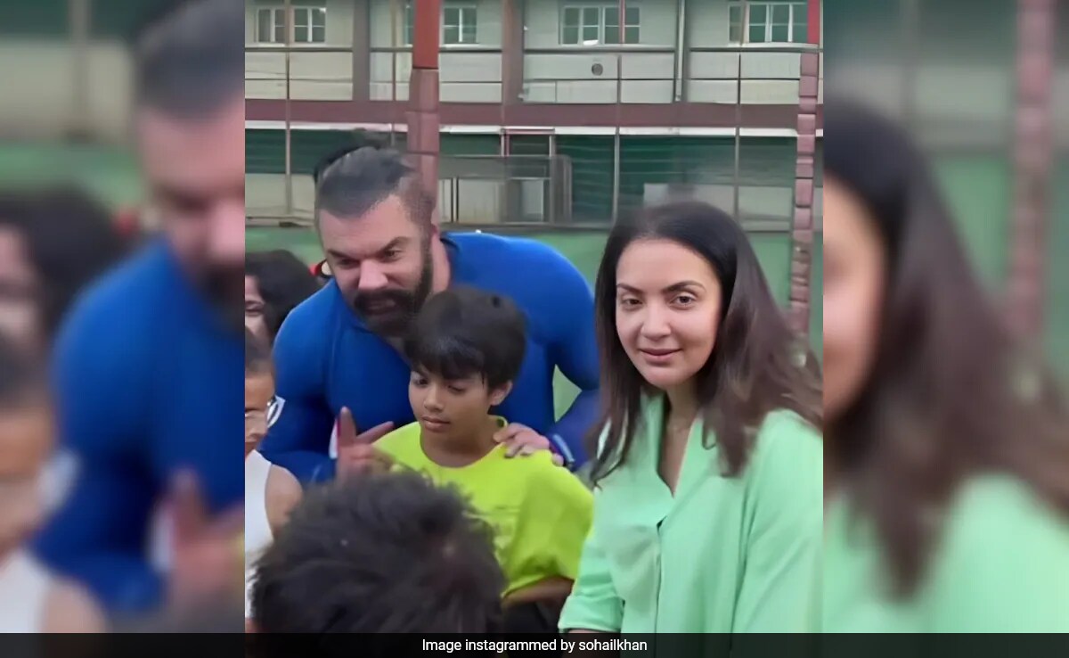 Viral: Sohail Khan Attends Son Yohan's Birthday With Ex-Wife Seema Sajdeh By His Side. Watch