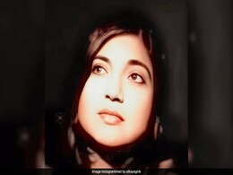 Alka Yagnik Diagnosed With "Rare" Hearing Disorder: "Suddenly, I Was Not Able To Hear Anything" Alka Yagnik Diagnosed With "Rare" Hearing Disorder: "Suddenly, I Was Not Able To Hear Anything"
